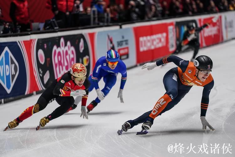短道速滑世巡赛:中国队晋级男子5000米接力决赛 短道速滑世巡赛:中国队晋级男子5000米接力决赛