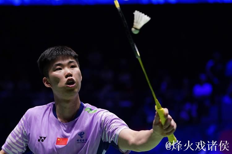 轻松赢下比赛 翁泓阳晋级羽毛球世锦赛男单第二轮 轻松赢下比赛 翁泓阳晋级羽毛球世锦赛男单第二轮