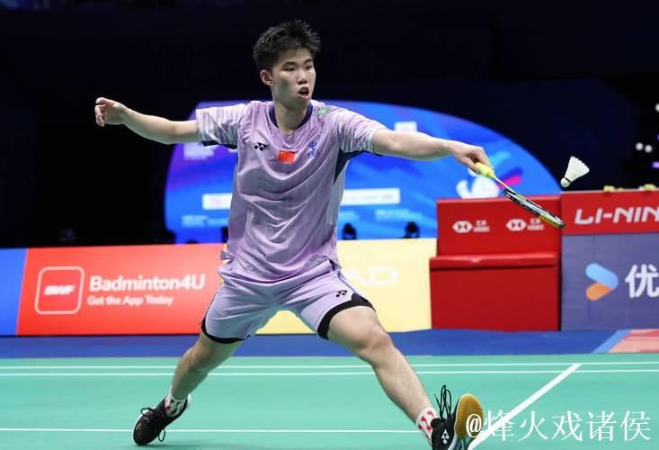轻松赢下比赛 翁泓阳晋级羽毛球世锦赛男单第二轮 轻松赢下比赛 翁泓阳晋级羽毛球世锦赛男单第二轮