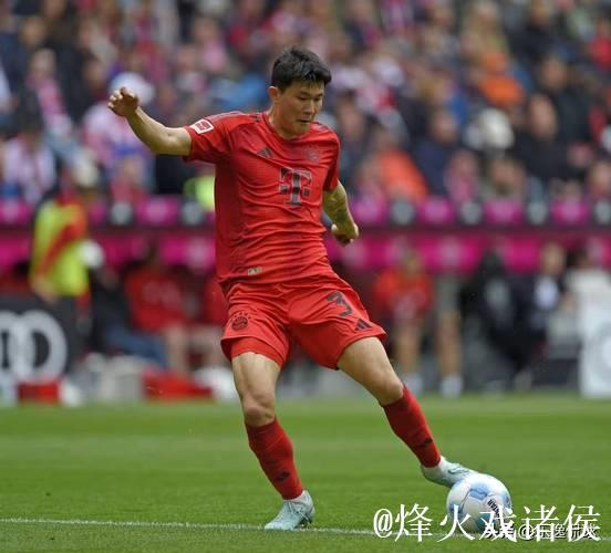 那不勒斯官宣签下金玟哉 启动2000万欧买断条款 那不勒斯官宣签下金玟哉 启动2000万欧买断条款